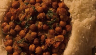 High Protein Black Chickpea Curry or Kala Chana Recipe