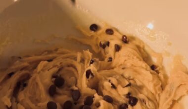 Classic Chocolate Chip Cookies